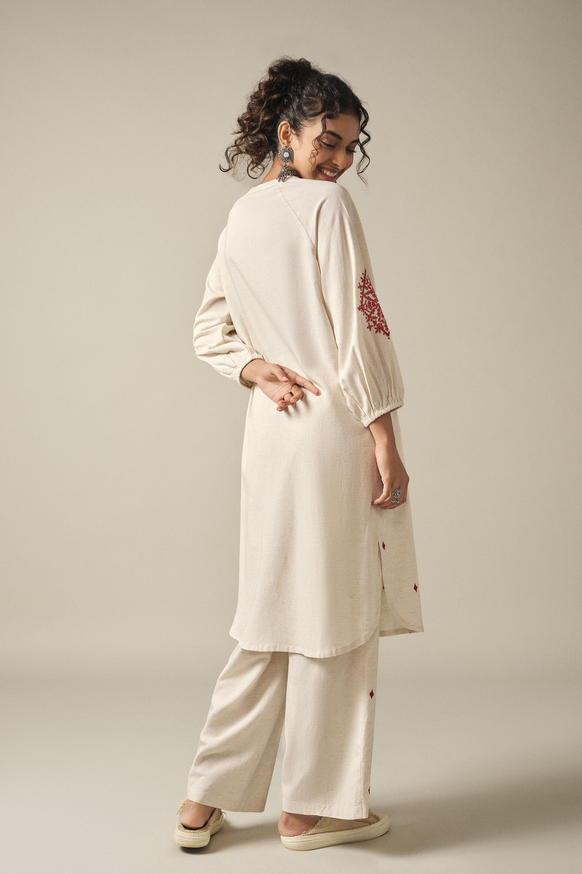 Embroidered Kurta Set in Natural, Natural, image 5
